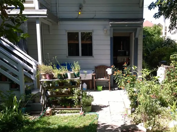 3003 Galindo St, Oakland, CA 94601