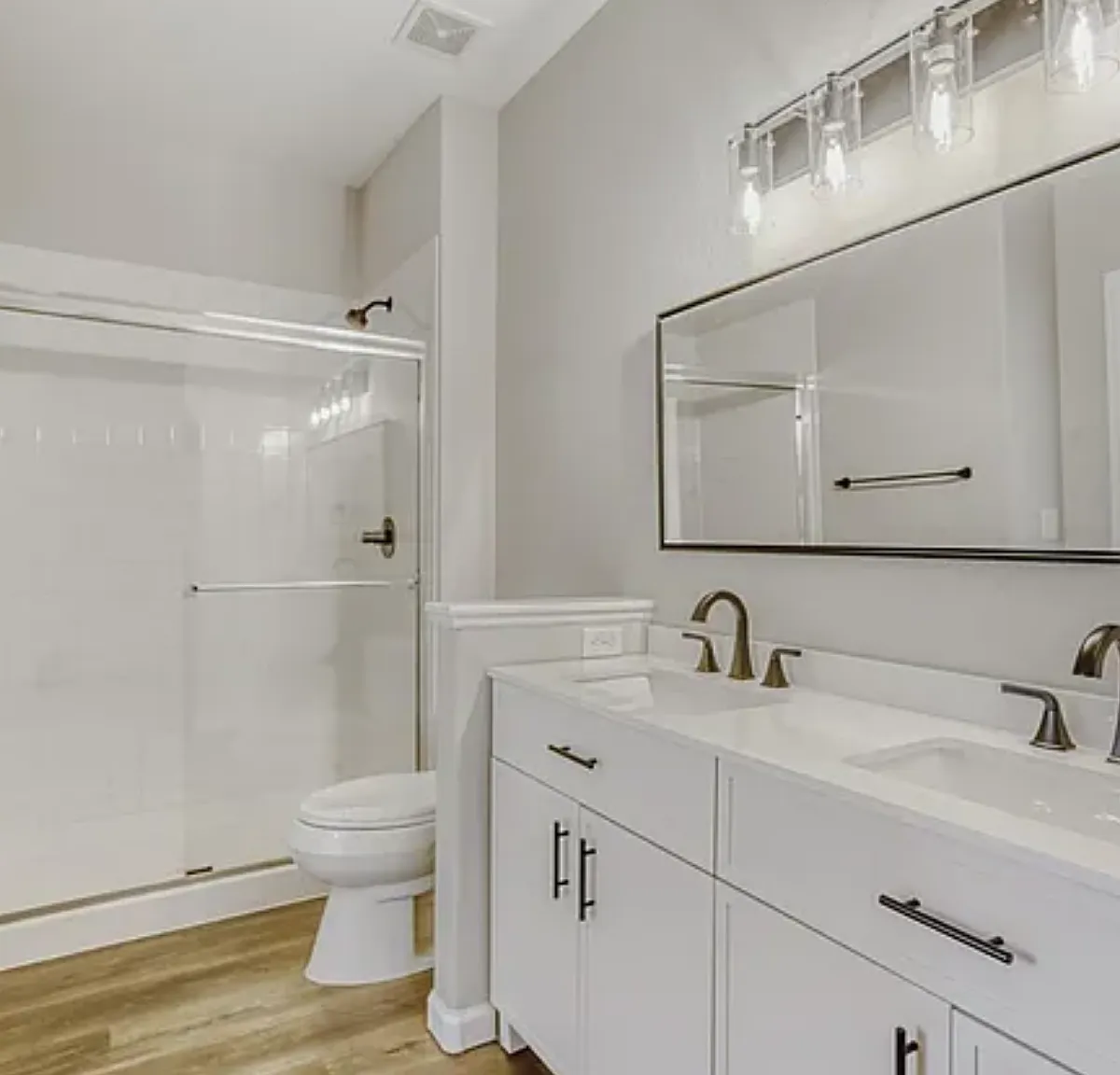 4 bed, 2634 sqft, $3,500 — Photo 1