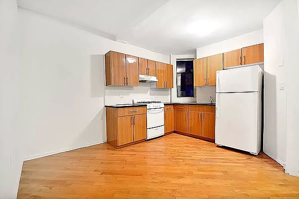 1st image of 334 E 94th St #2F