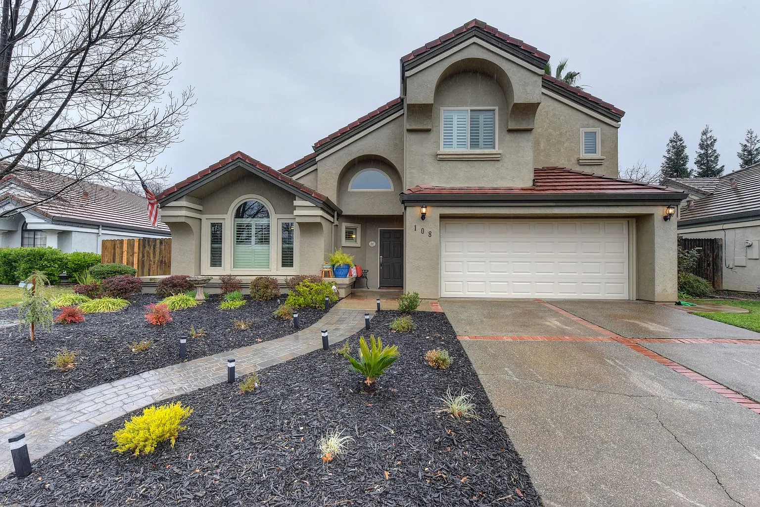 108 Silberhorn Dr photo 1