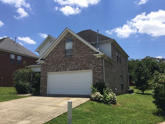 3rd image of 147 Ashford Dr