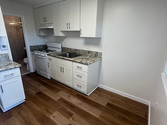 4th image of 334 E School St #336