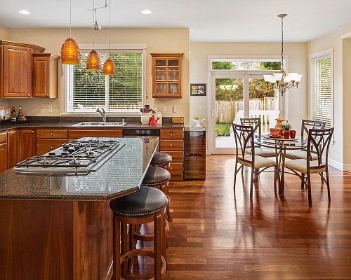 5th image of 2116 53rd St NW