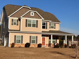 325 Gadson Dr, Hope Mills, NC 28348