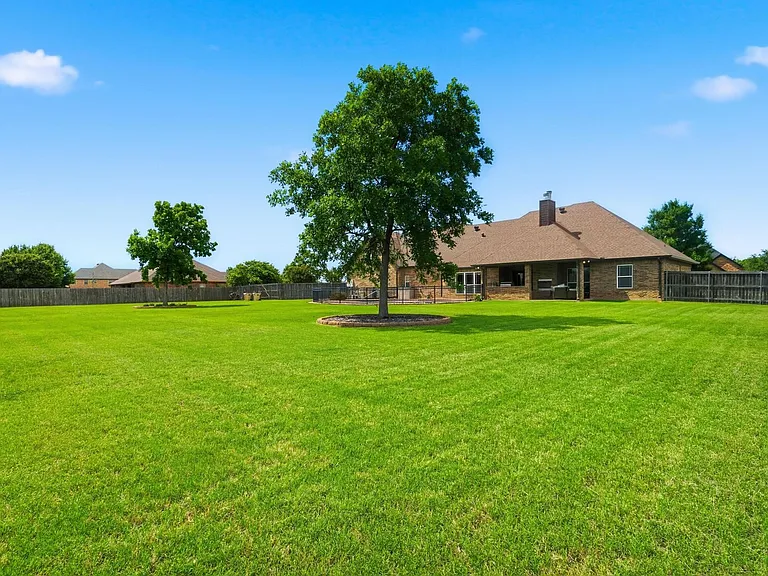 133 Prairie Creek Way — Photo 4