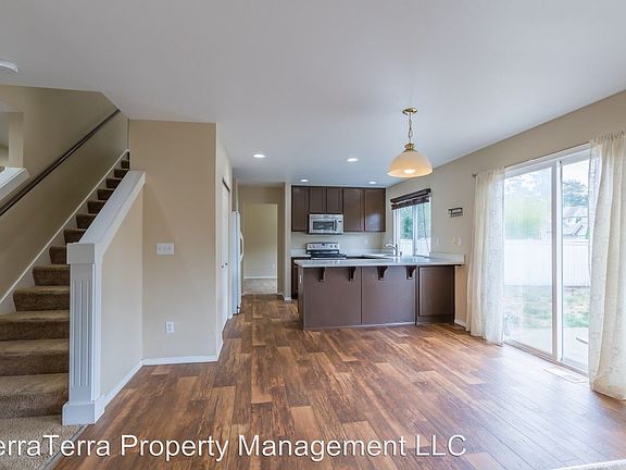 3rd image of 12617 SE 226th St