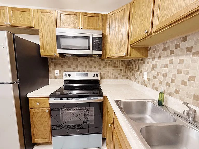 600 Village Green Ct #203 — Photo 13