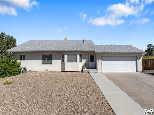 367 W Baldwyn Dr, Pueblo West, CO 81007