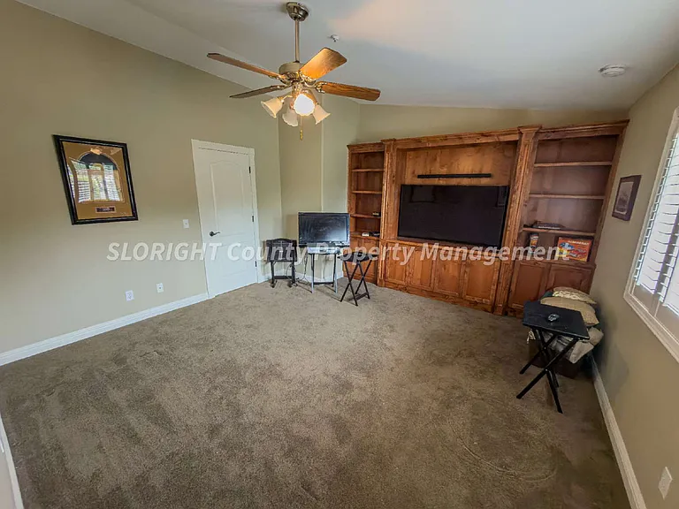 420 Sandwort Ln — Photo 14