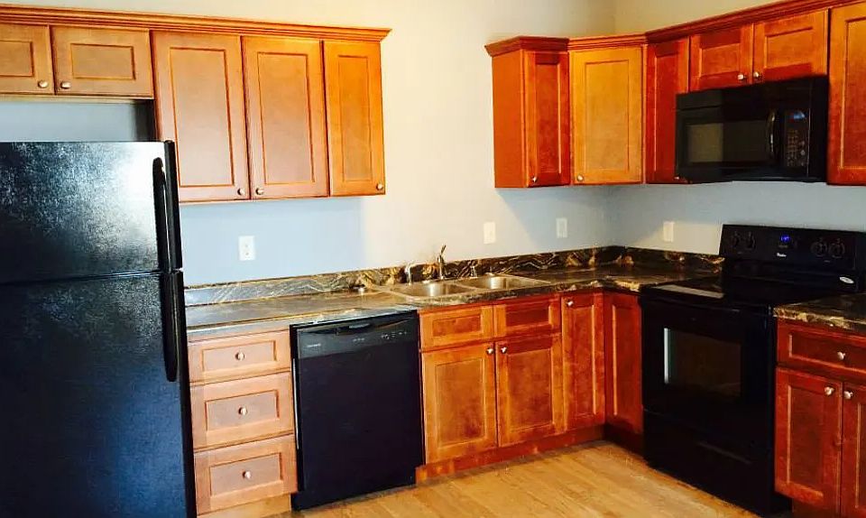 1st image of 1640 Jefferson St #203