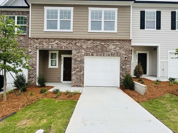 3012 Osier Cir, Douglasville, GA 30135