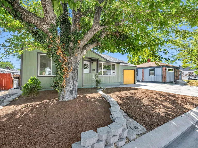 1678 Ordway Ave — Photo 49