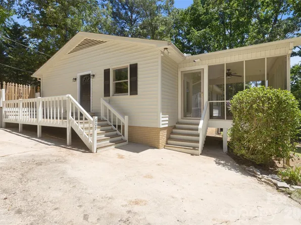 609 Davis St, Lancaster, SC 29720