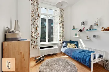 Rented by Loom Group