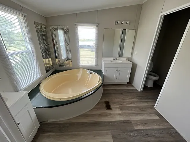 102 Diploma Dr — Photo 5
