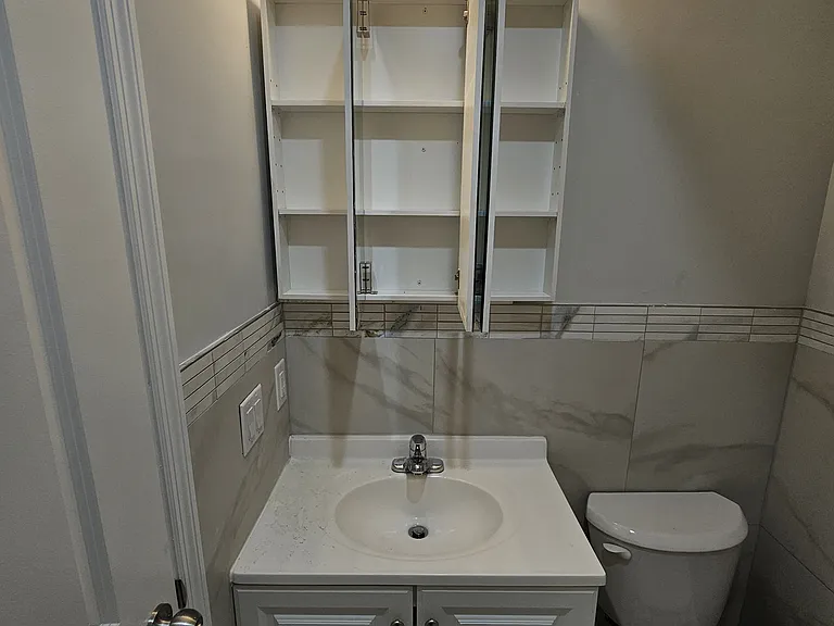 414 S 10th St #2 — Photo 26