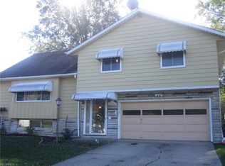 14133 Starlite Dr, Brookpark, OH
