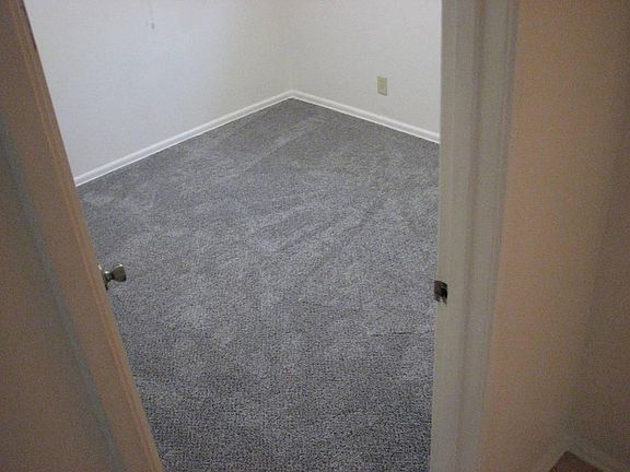 4th image of 1767 Delia Ave