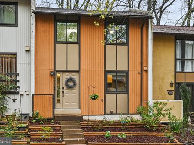 2402 Cloudcroft Sq, Reston, VA, 20191