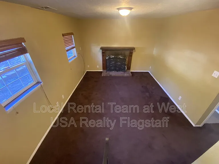 1607 N Prairie Way — Photo 11