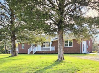 15 Gaines Rd, Ware Shoals, SC 29692