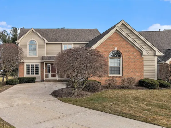 4879 Doral Dr, Ann Arbor, MI 48108