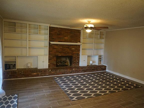 4th image of 1218 Simmonsridge Dr