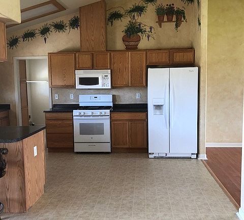 All appliances included