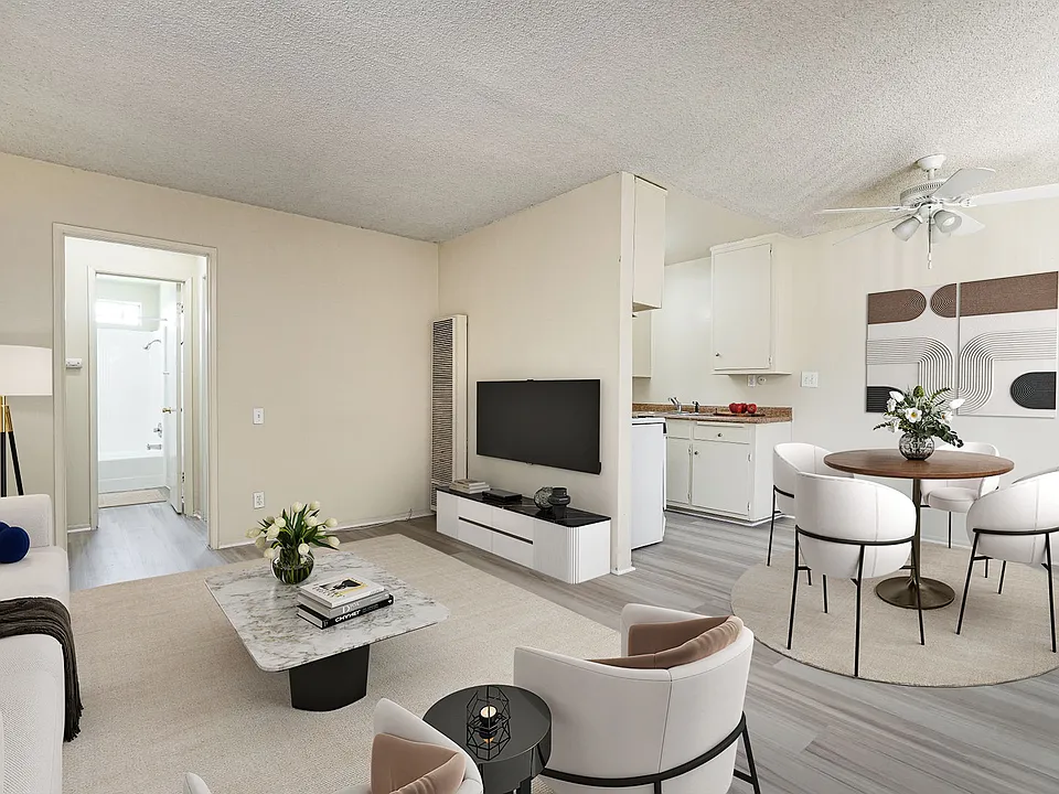 530 N Wilson Ave #4