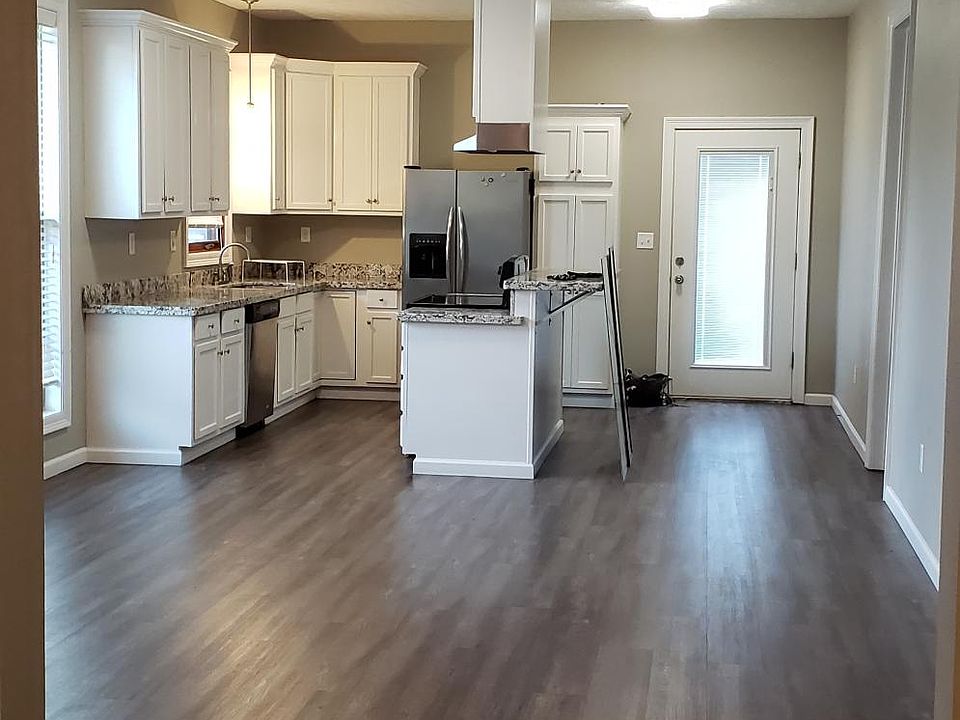 1st image of 224 Brundrette St