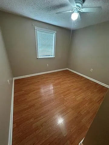 1226 Kenny Dr — Photo 7