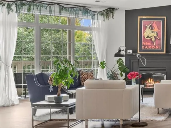 13050 West Bluemound ROAD #304, Elm Grove, WI 53122