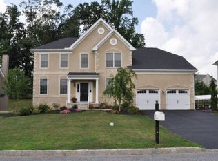 4413 Lobella Ct, Chester Springs, PA 19425