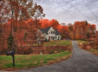 30 Fleetwood Farm Ln, Fredericksburg, VA 22405
