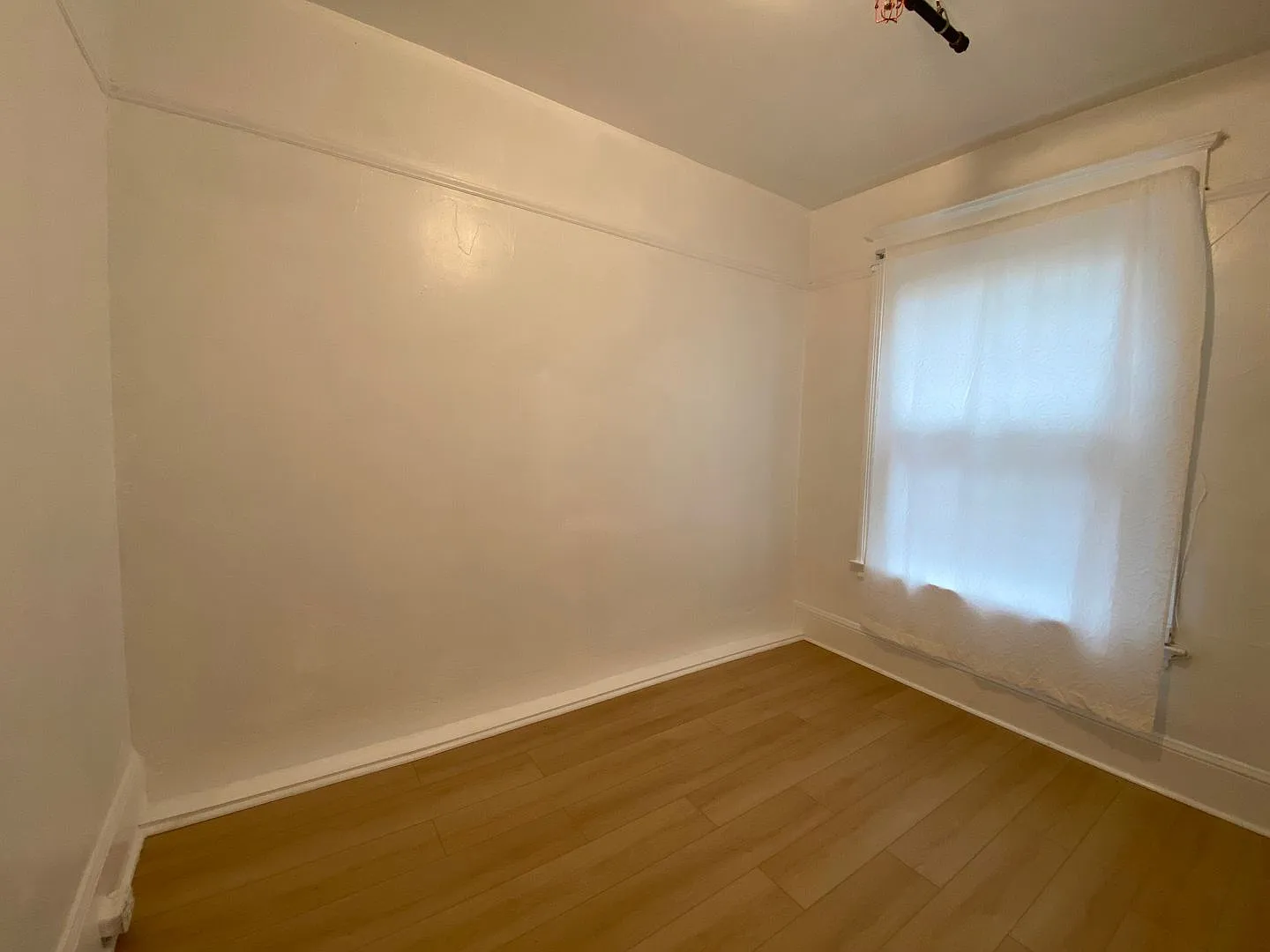 Private Room near CCSF Chinatown/ North Beach Campus & Financial District — Photo 3