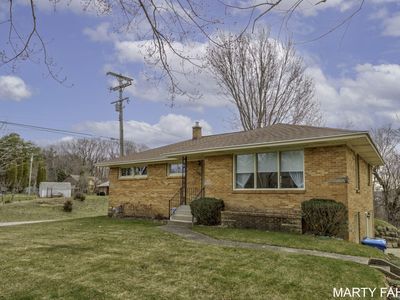 14388 Lakeshore Ave, Grand Haven, MI, 49417