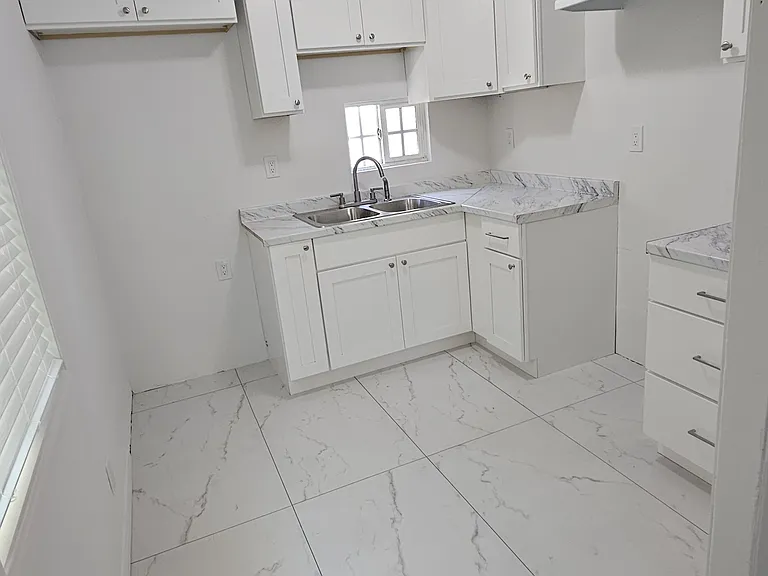 1730 Chestnut Ave #A — Photo 1