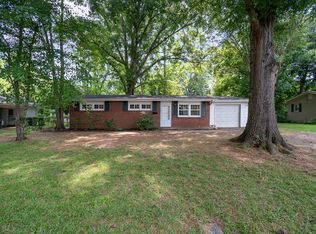 511 Stokes Rd, Graham, NC 27253