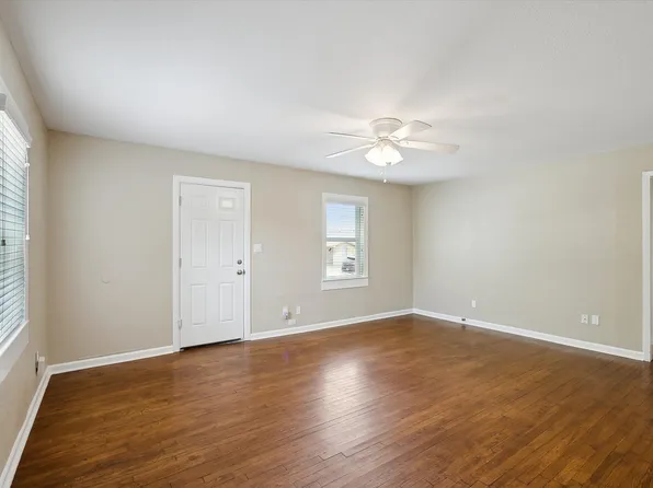 805 Ronald St, White Settlement, TX 76108