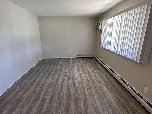 2nd image of 3414 13th St #3416
