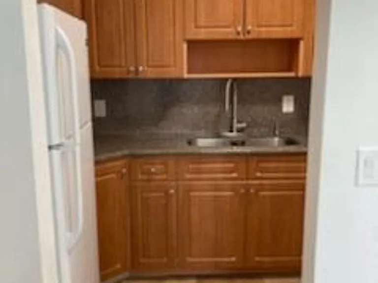 3007 N Andrews Ave — Photo 3