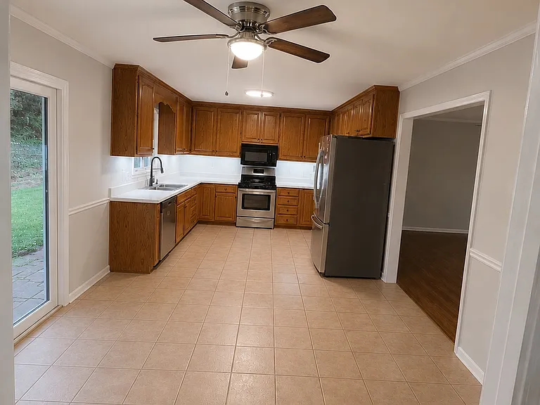 5059 Peach Mountain Cir — Photo 2