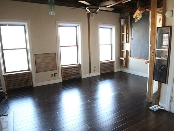2nd image of 197 Hancock St