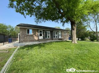 2402 SE 17th St, Des Moines, IA 50320