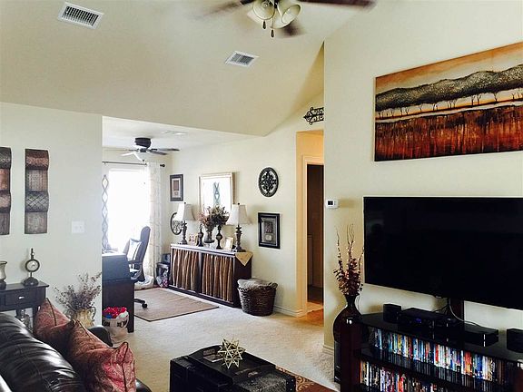 5th image of 6539 Westwood Village Dr