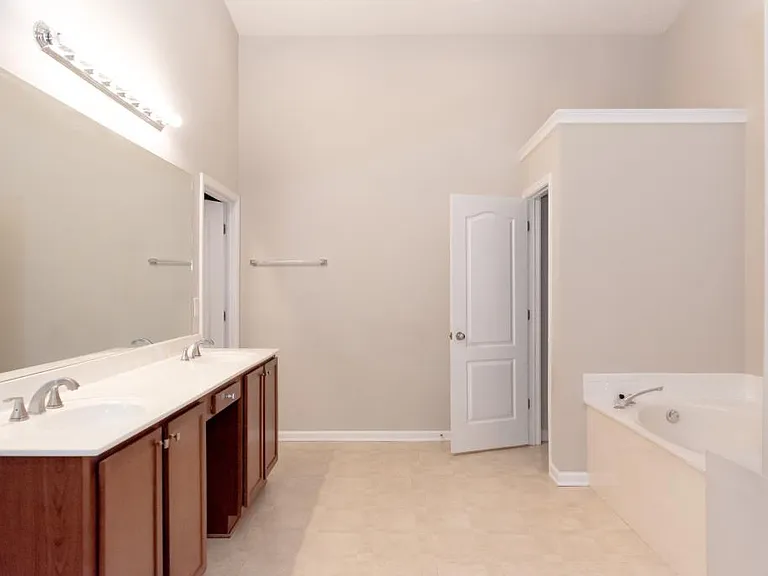 1159 Simonton Glen Way — Photo 21