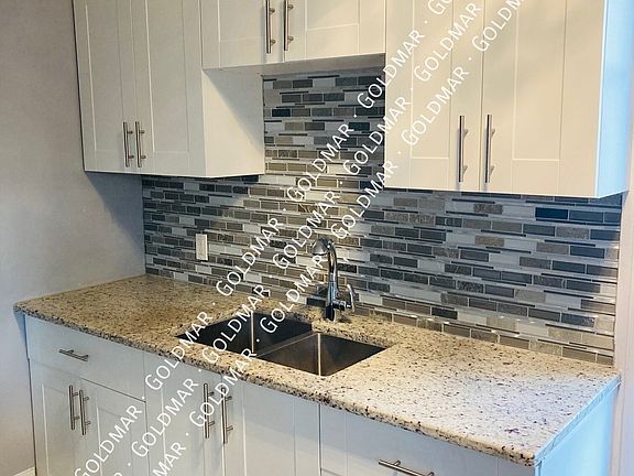2nd image of 755 Lincoln Rd