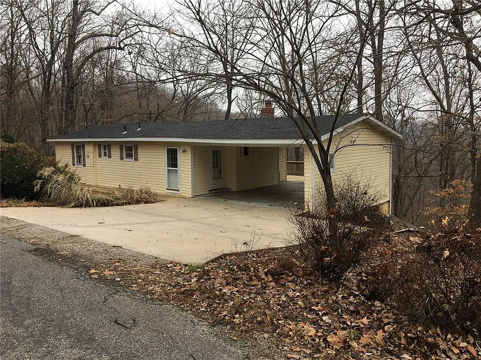 2nd image of 128 Hawk Dr