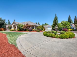8910 Little Creek Dr, Roseville, CA 95661