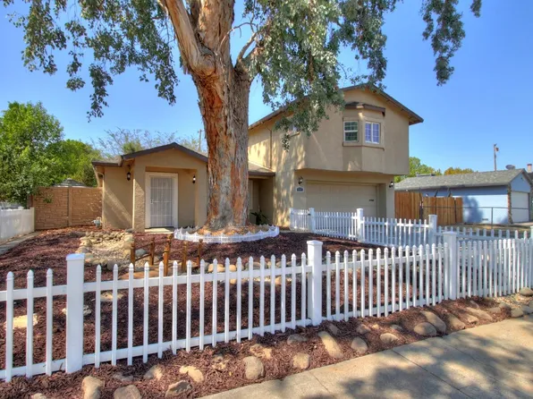 8241 Zenith Dr, Citrus Heights, CA 95621